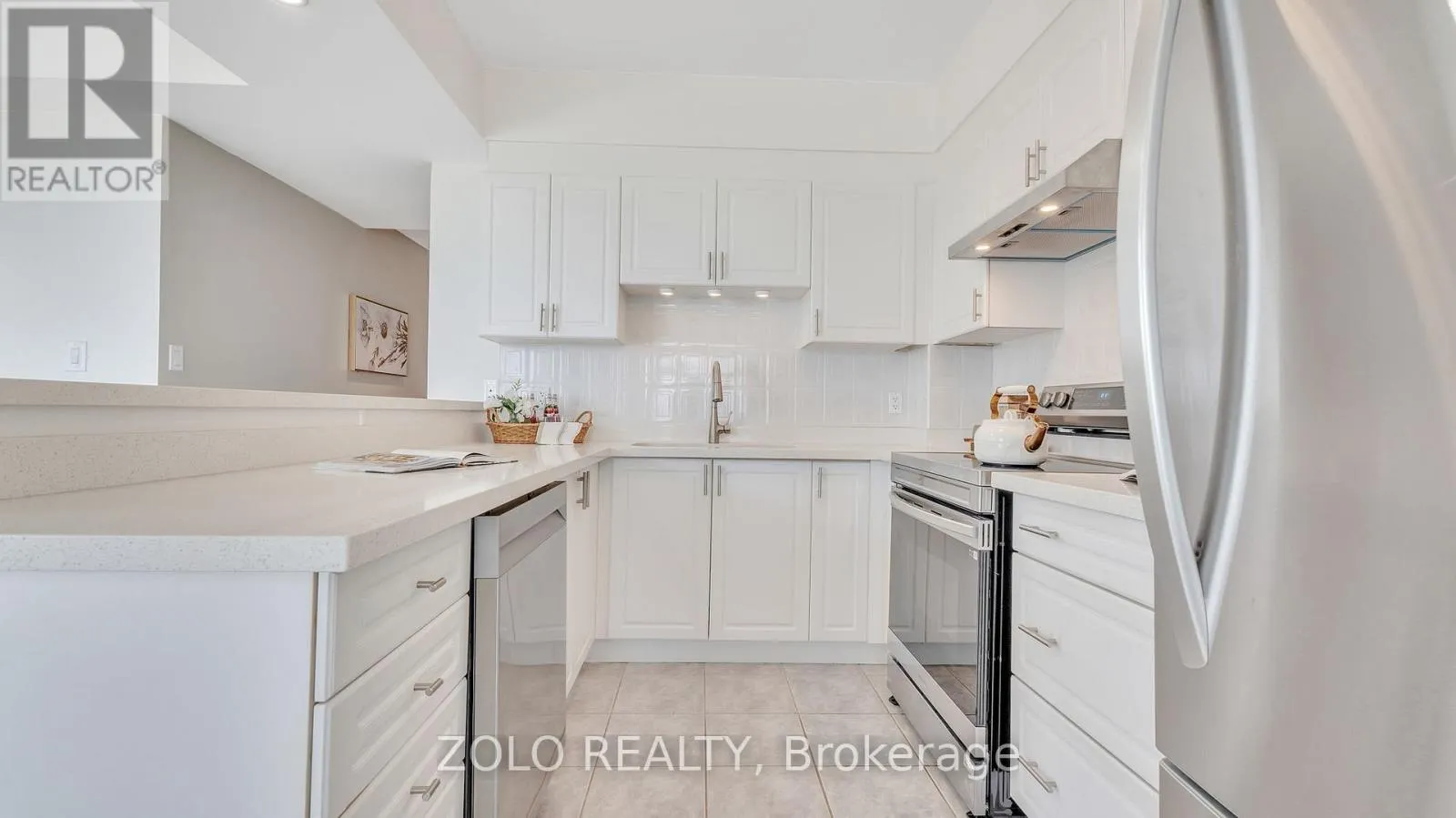 301 - 395 LAKEBREEZE DRIVE