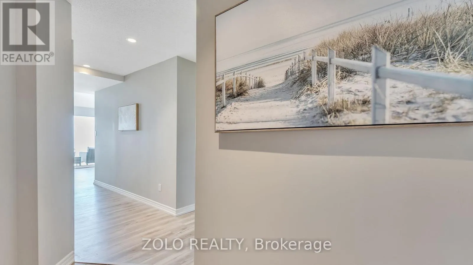 301 - 395 LAKEBREEZE DRIVE