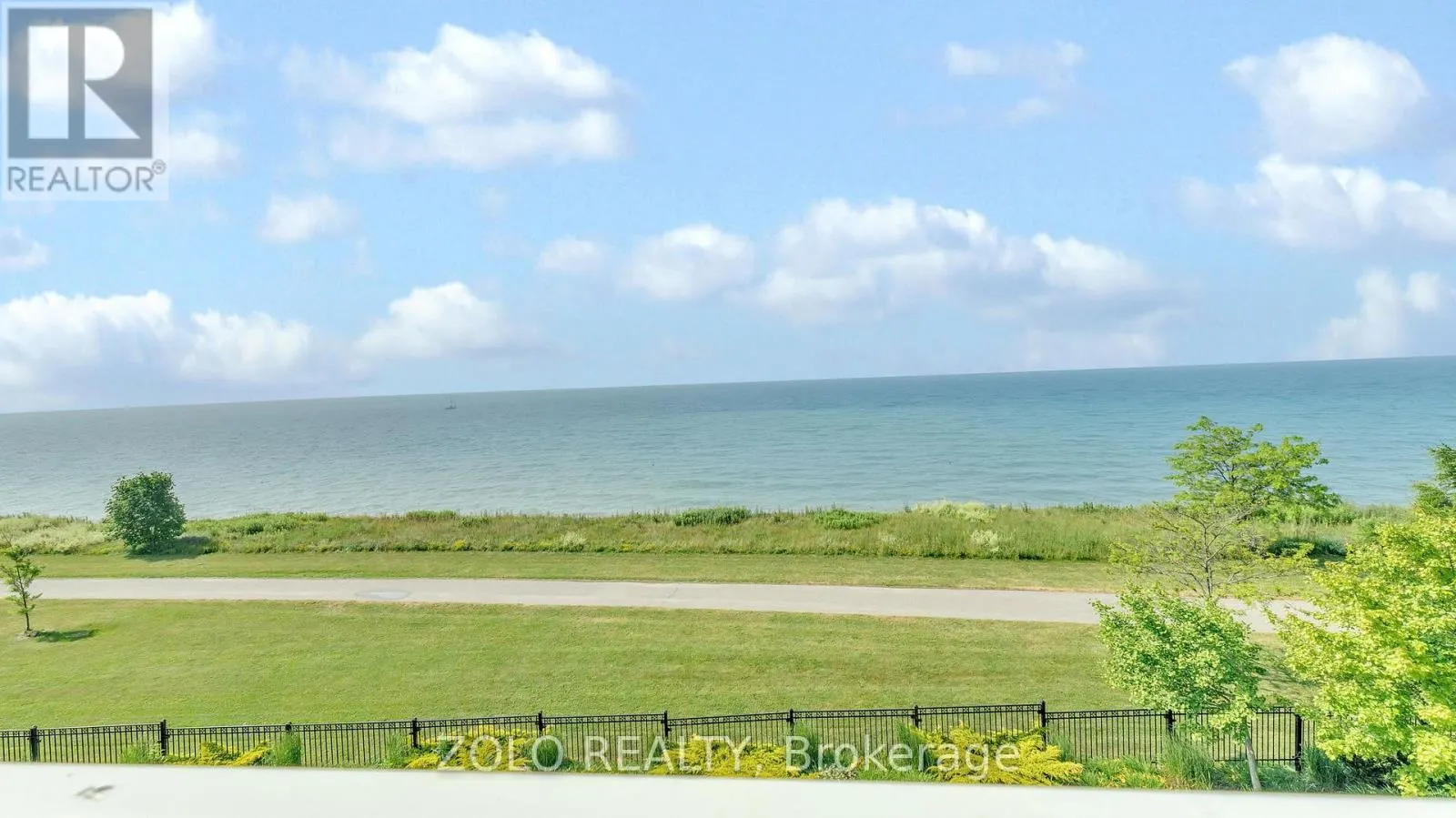 301 - 395 LAKEBREEZE DRIVE