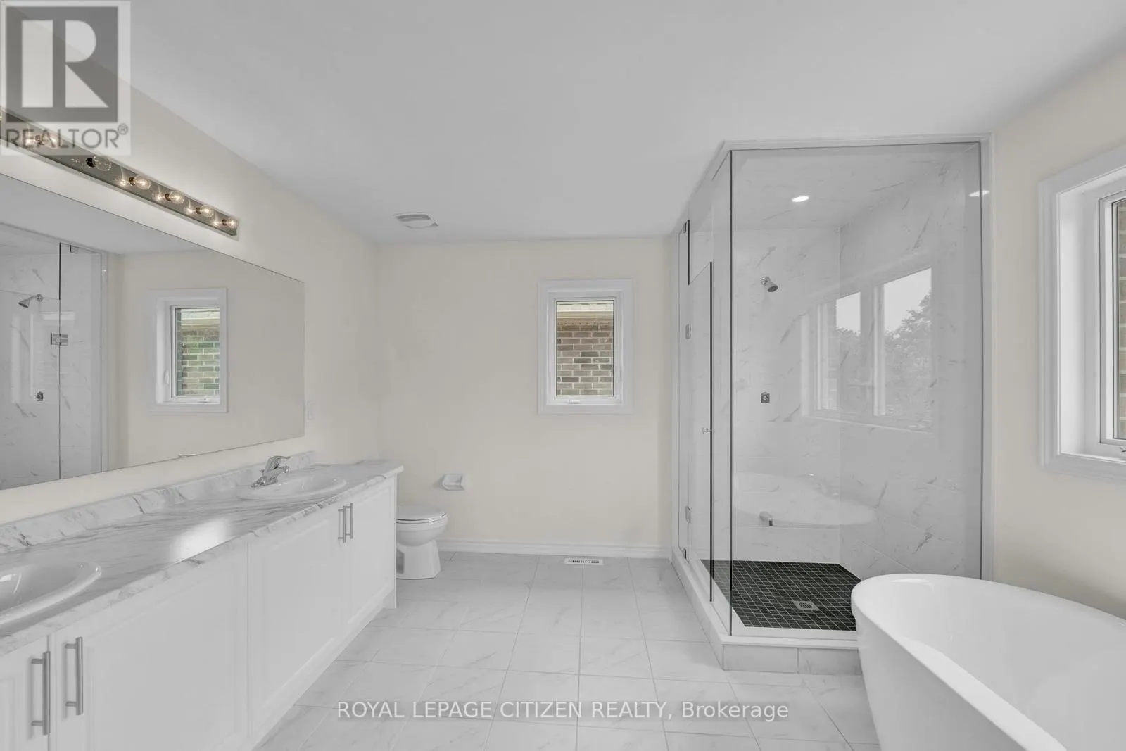 98 NORTH GARDEN BOULEVARD W