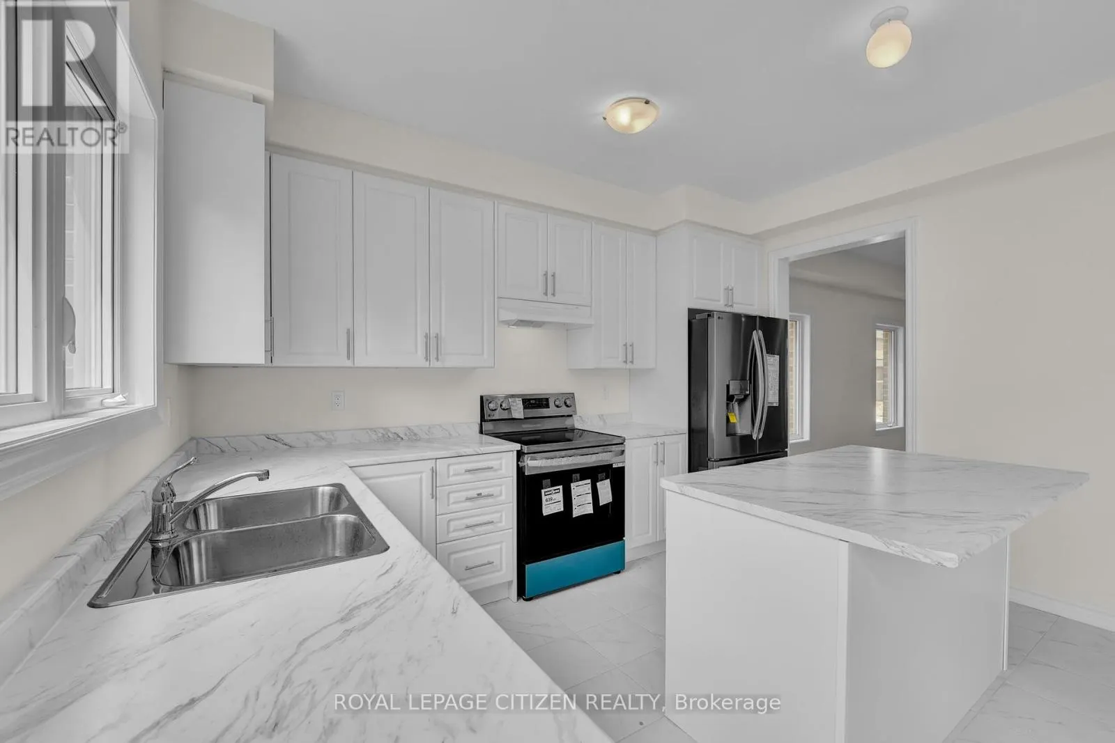98 NORTH GARDEN BOULEVARD W