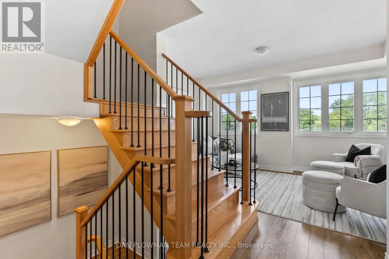 14 - 285 FINCH AVENUE