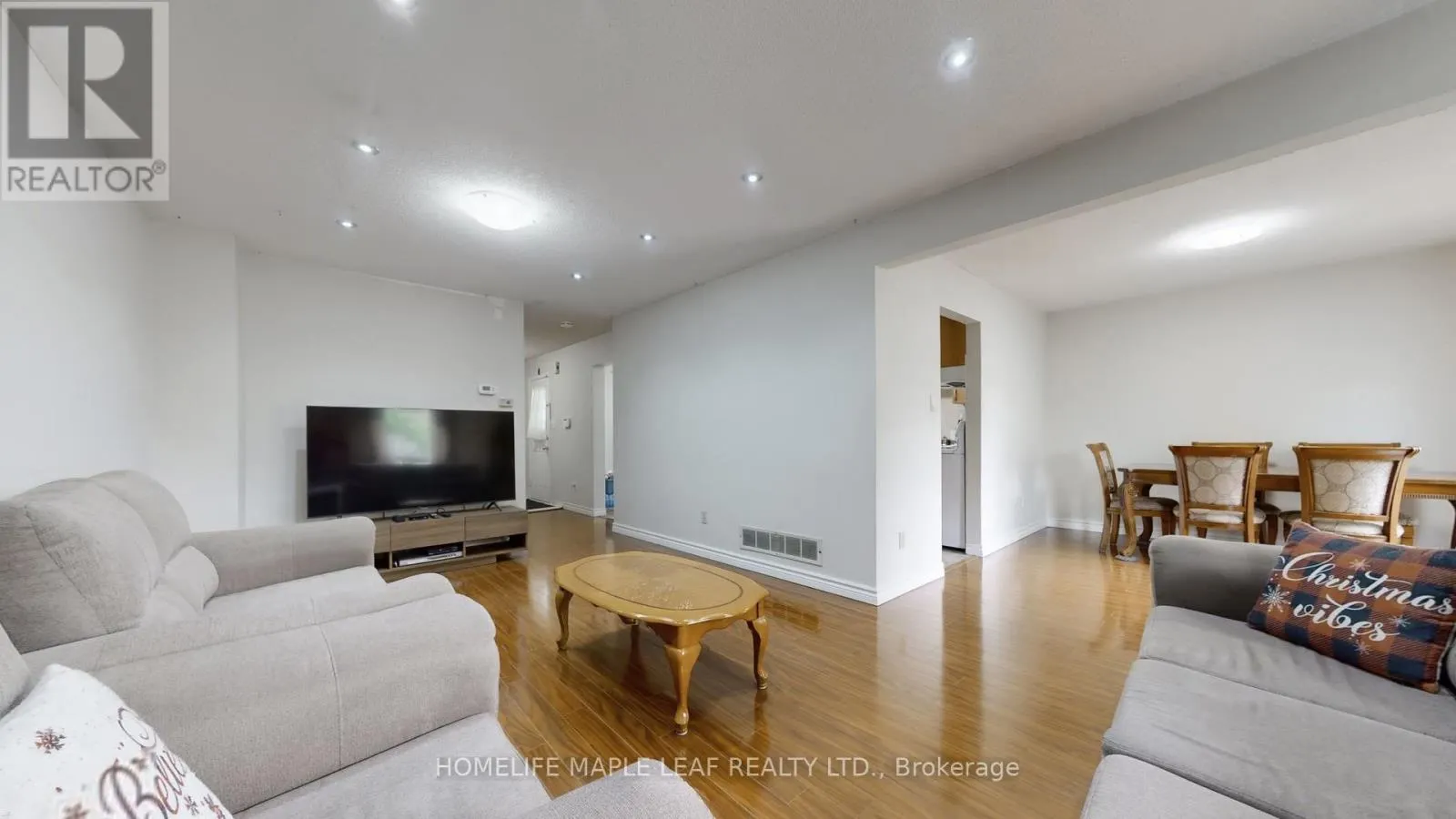 39 LAMAY CRESCENT