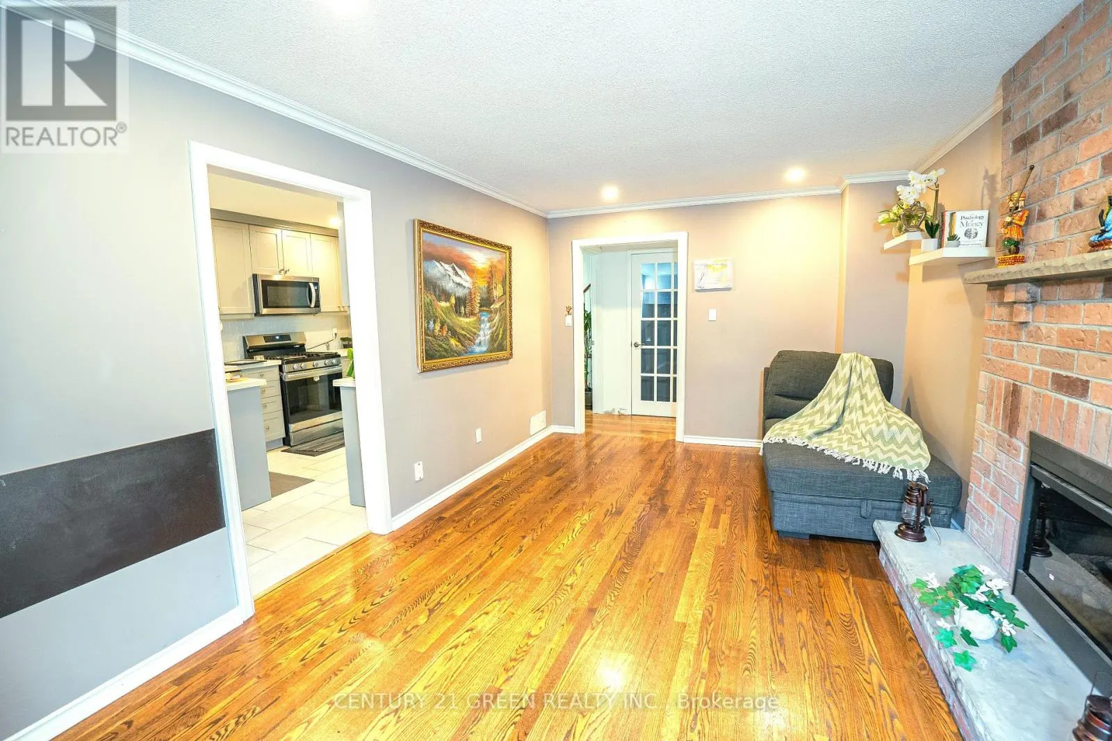 13 ALDERBROOK DRIVE