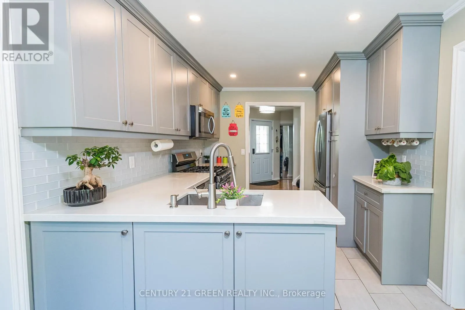 13 ALDERBROOK DRIVE