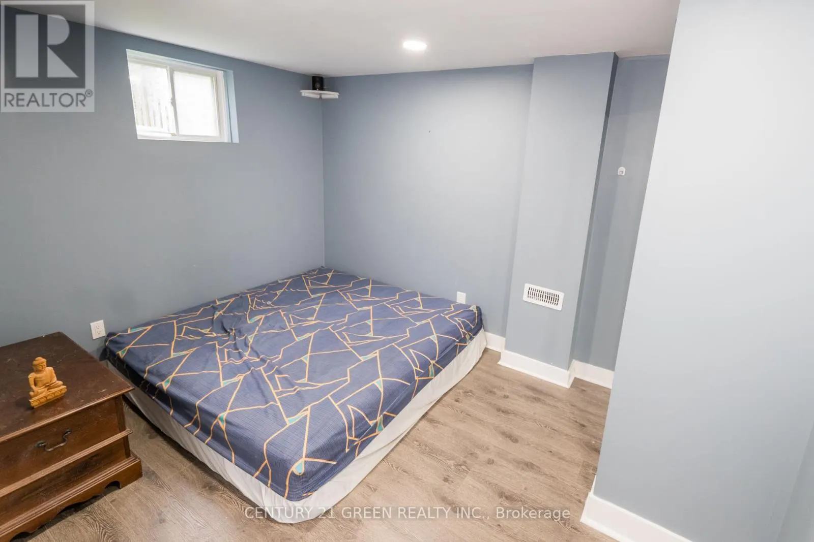 13 ALDERBROOK DRIVE