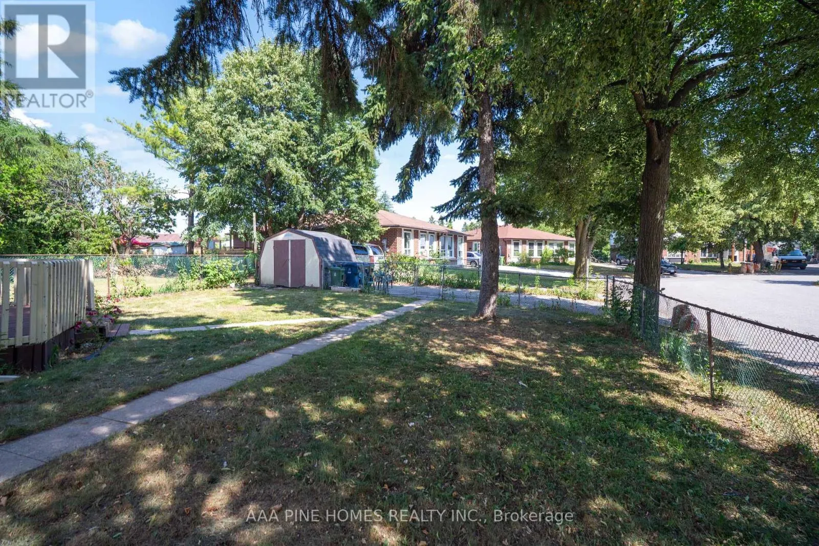 59 BURKWOOD CRESCENT