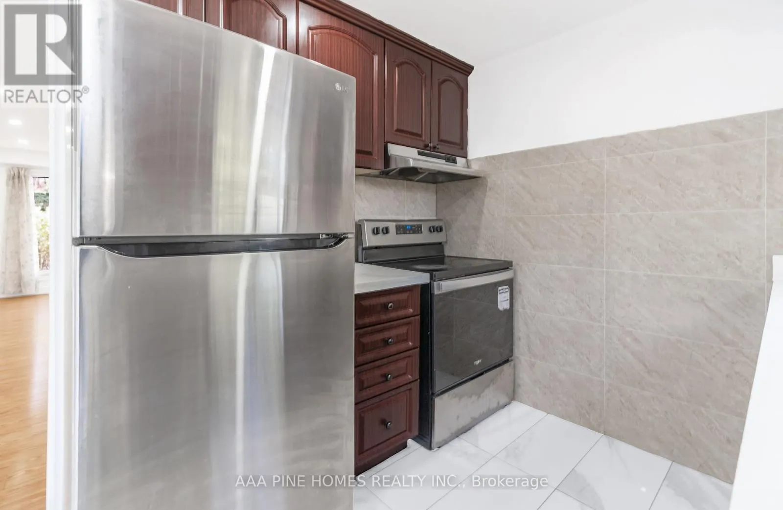 59 BURKWOOD CRESCENT