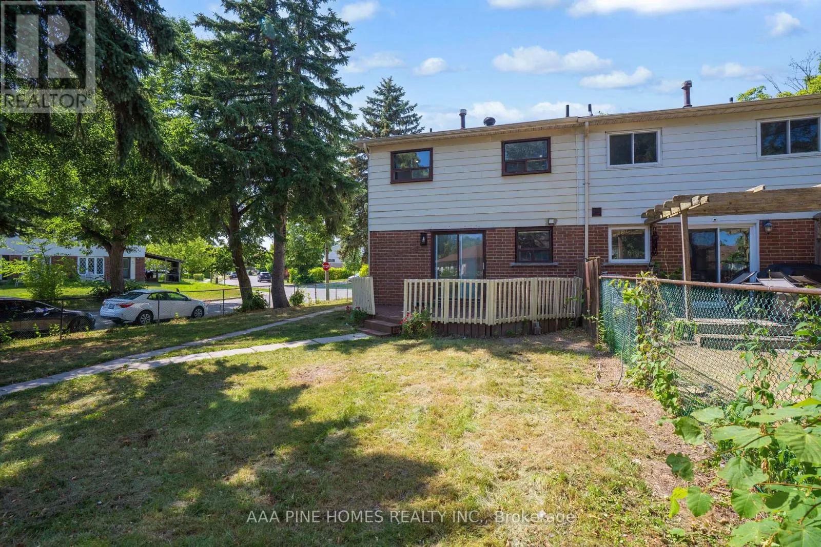 59 BURKWOOD CRESCENT