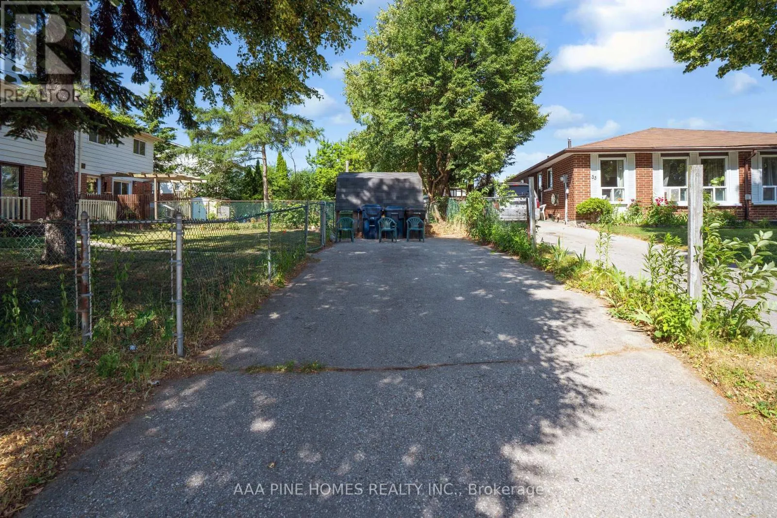 59 BURKWOOD CRESCENT