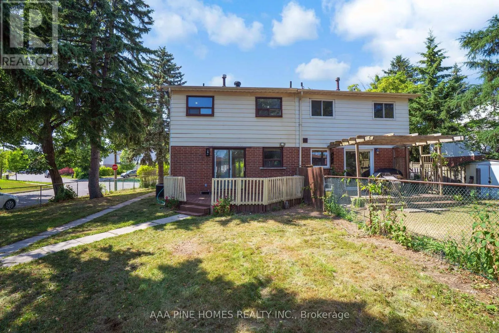 59 BURKWOOD CRESCENT