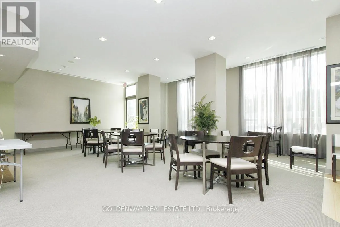 305 - 68 GRANGEWAY AVENUE