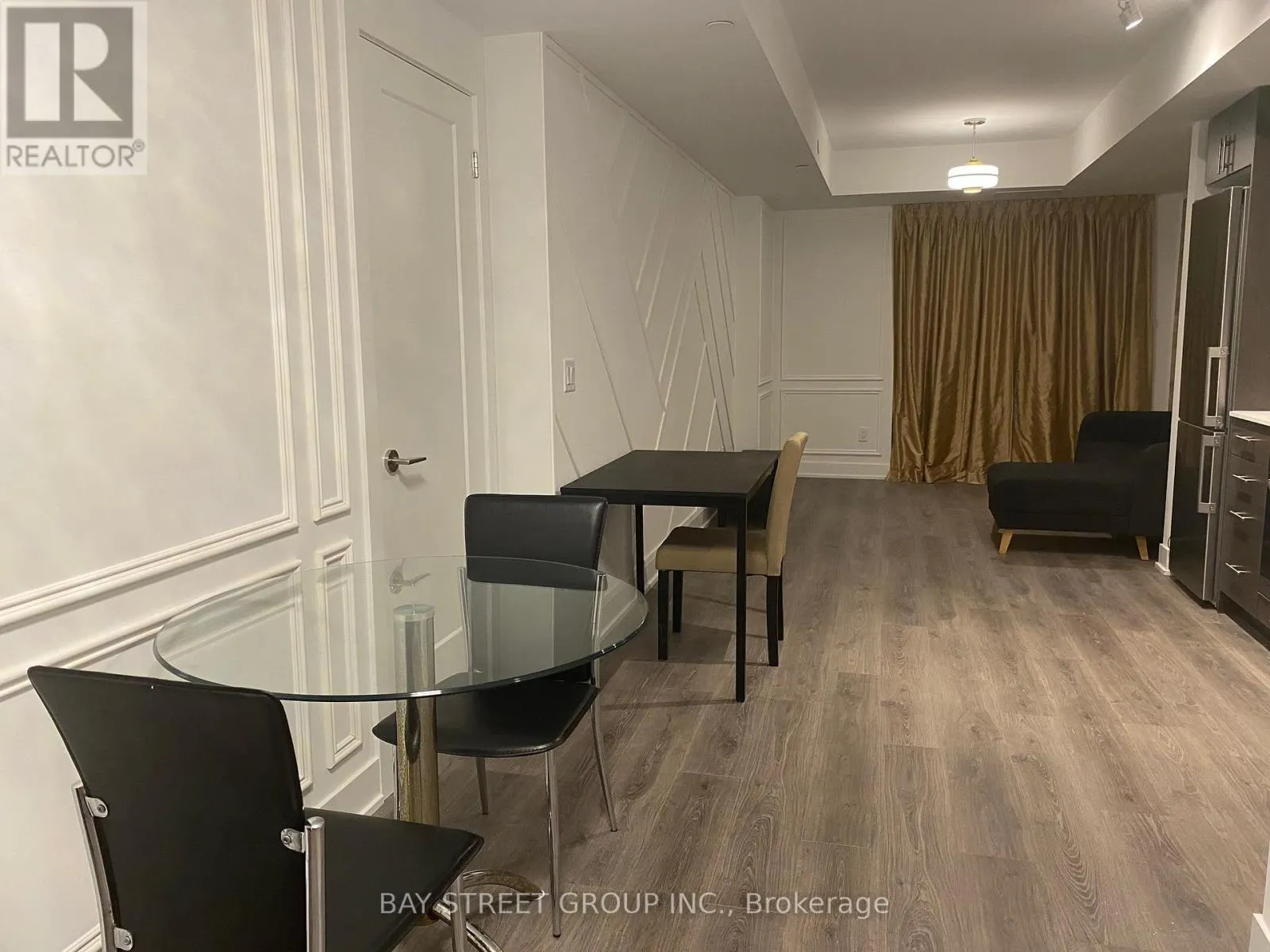 2520 - 2545 SIMCOE STREET N