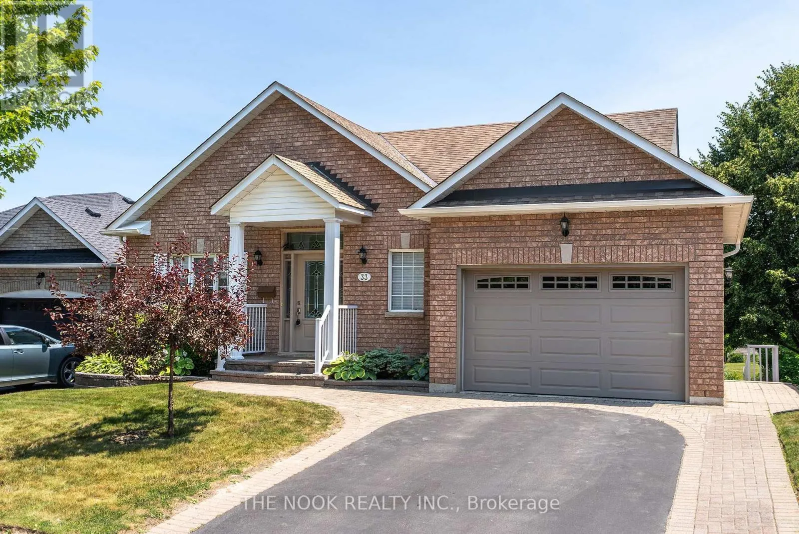 33 COMMONS BOULEVARD
