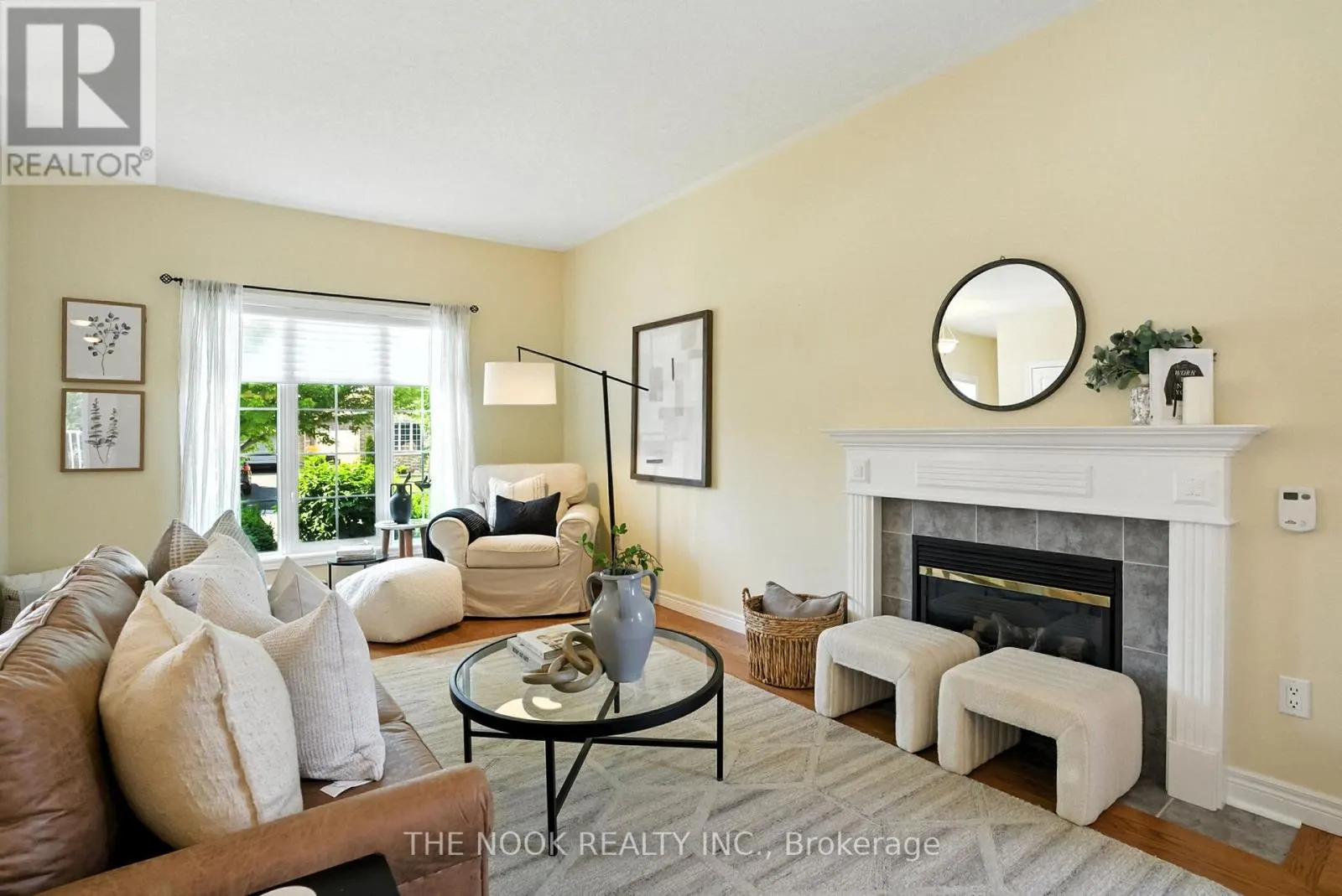 33 COMMONS BOULEVARD