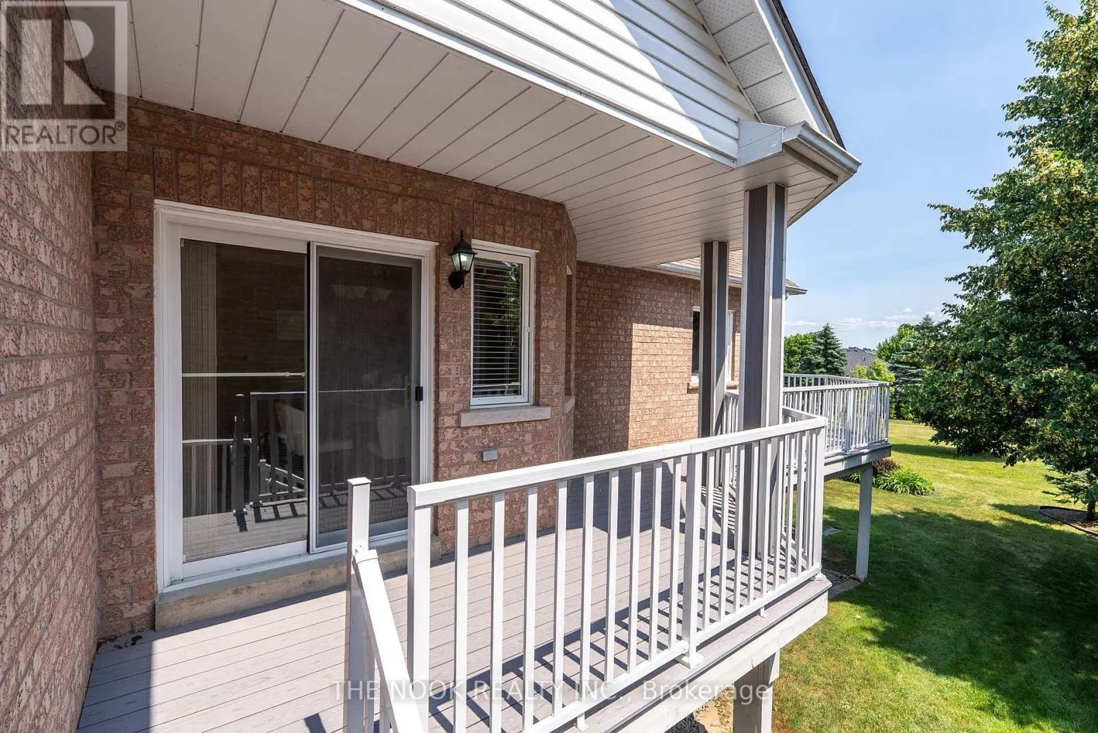 33 COMMONS BOULEVARD