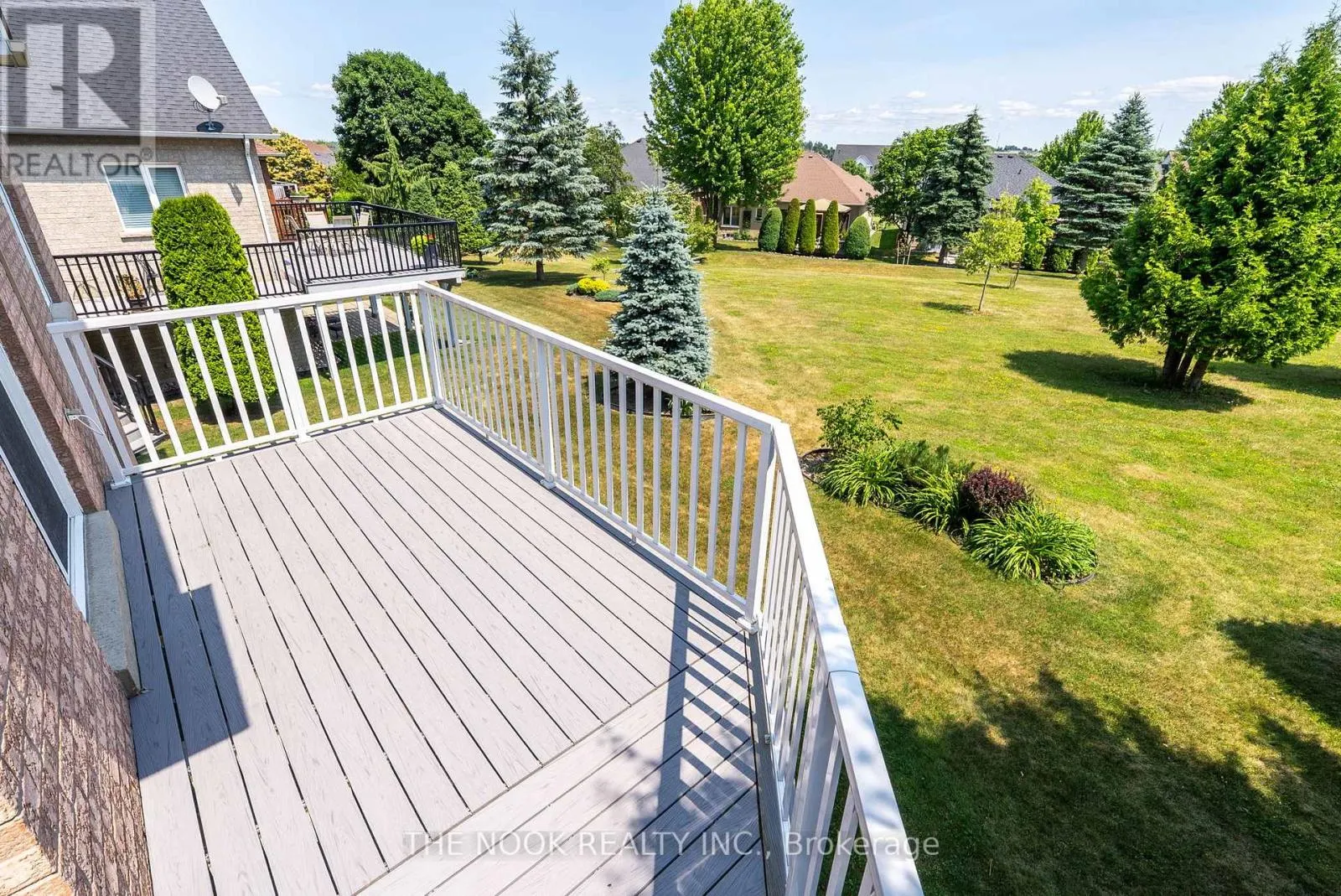33 COMMONS BOULEVARD