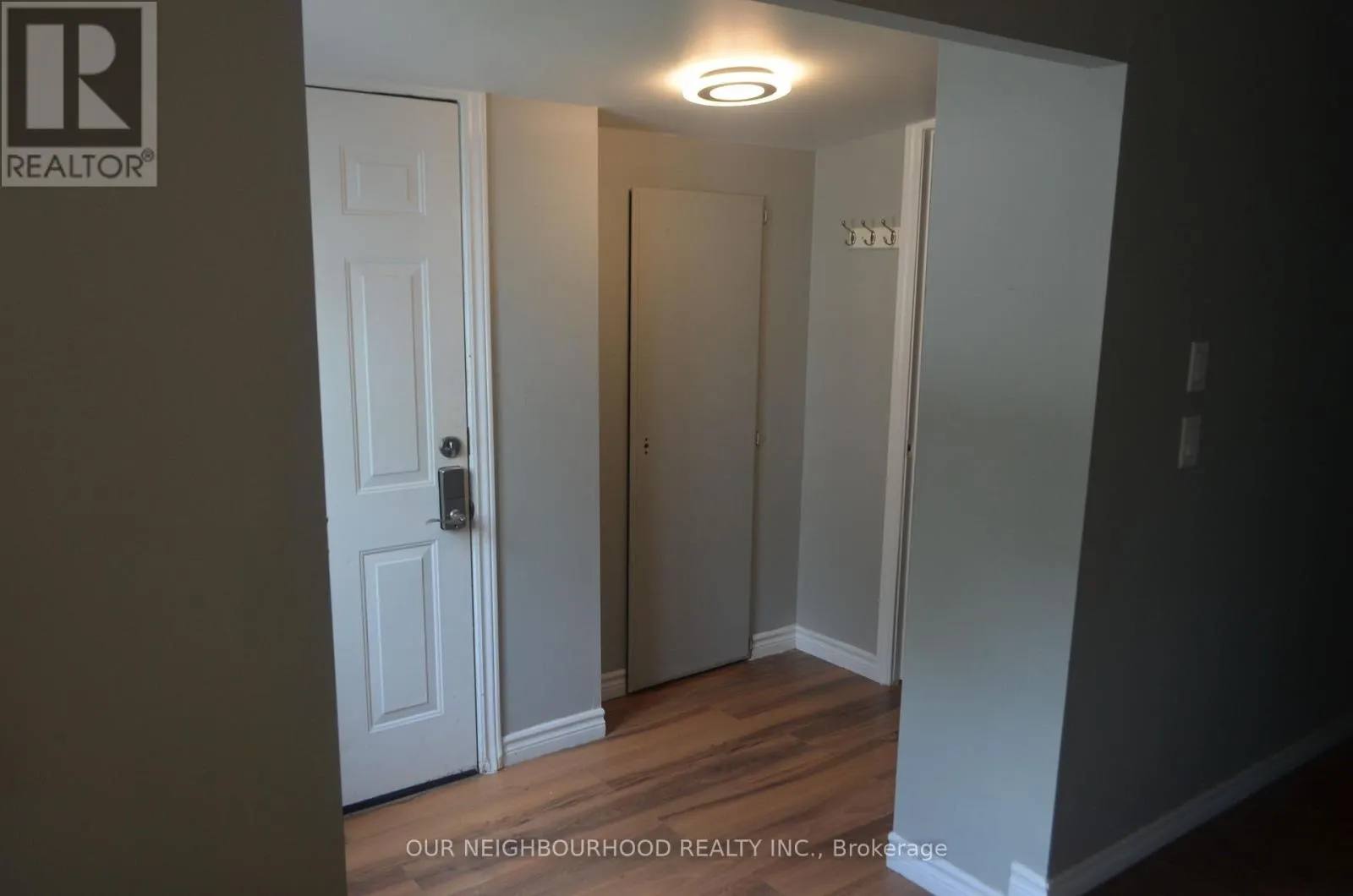 18 - 623 KING AVENUE E, #18