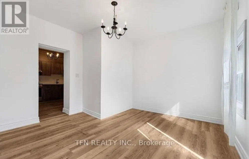 1279-1281 GERRARD STREET E
