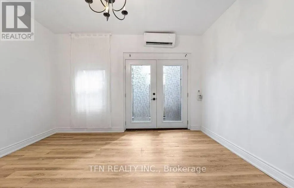 1279-1281 GERRARD STREET E