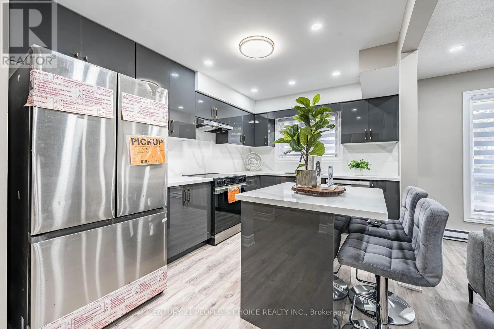 25 - 506 NORMANDY STREET