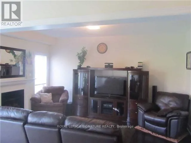 14 DEWELL CRESCENT