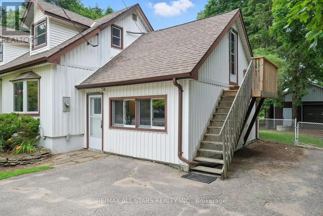 4015 HIGHWAY 7A ROAD