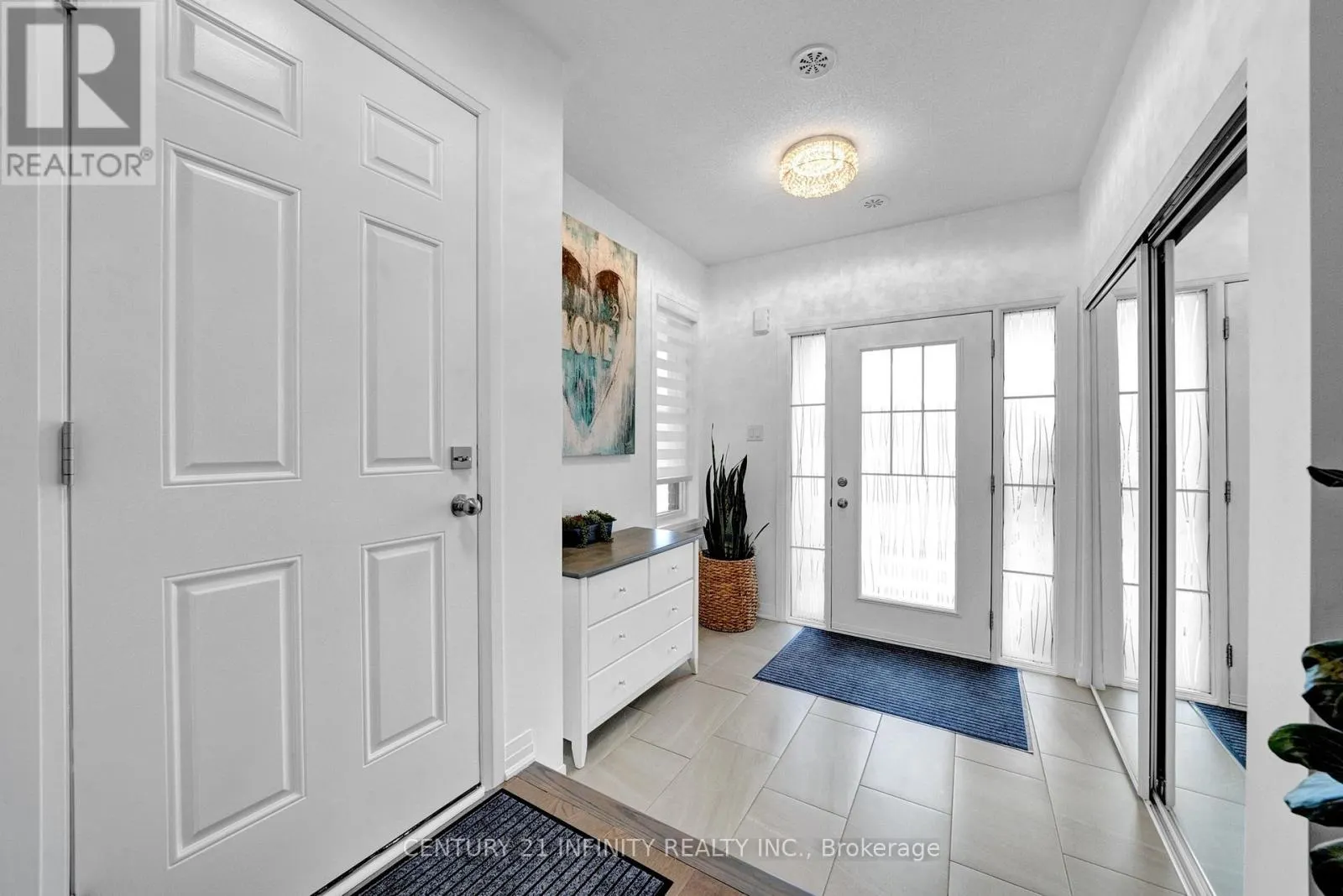 30 KING WILLIAM WAY