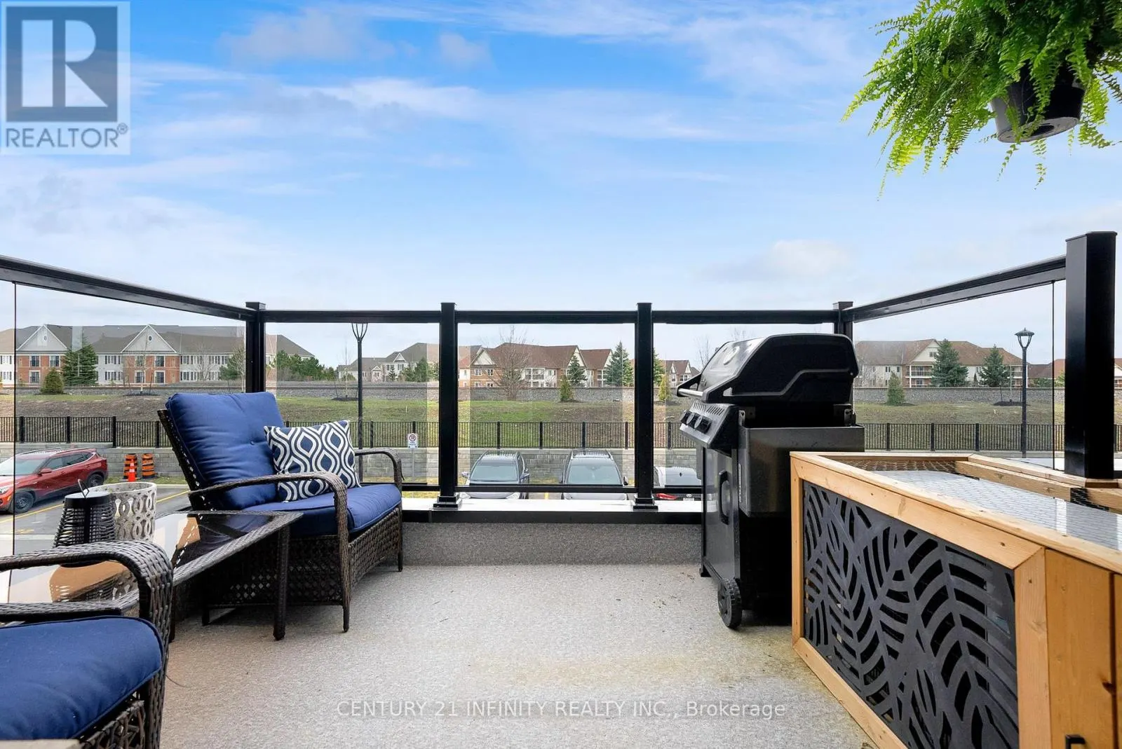 30 KING WILLIAM WAY