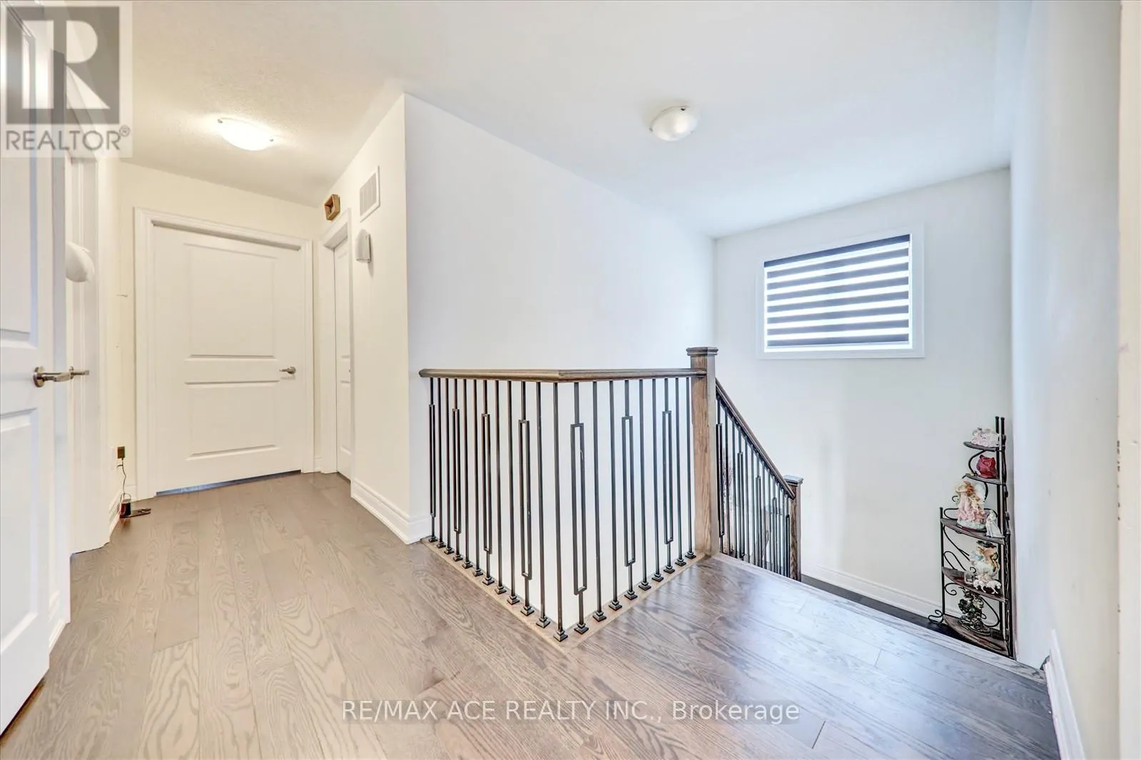 63 WAMSLEY CRESCENT