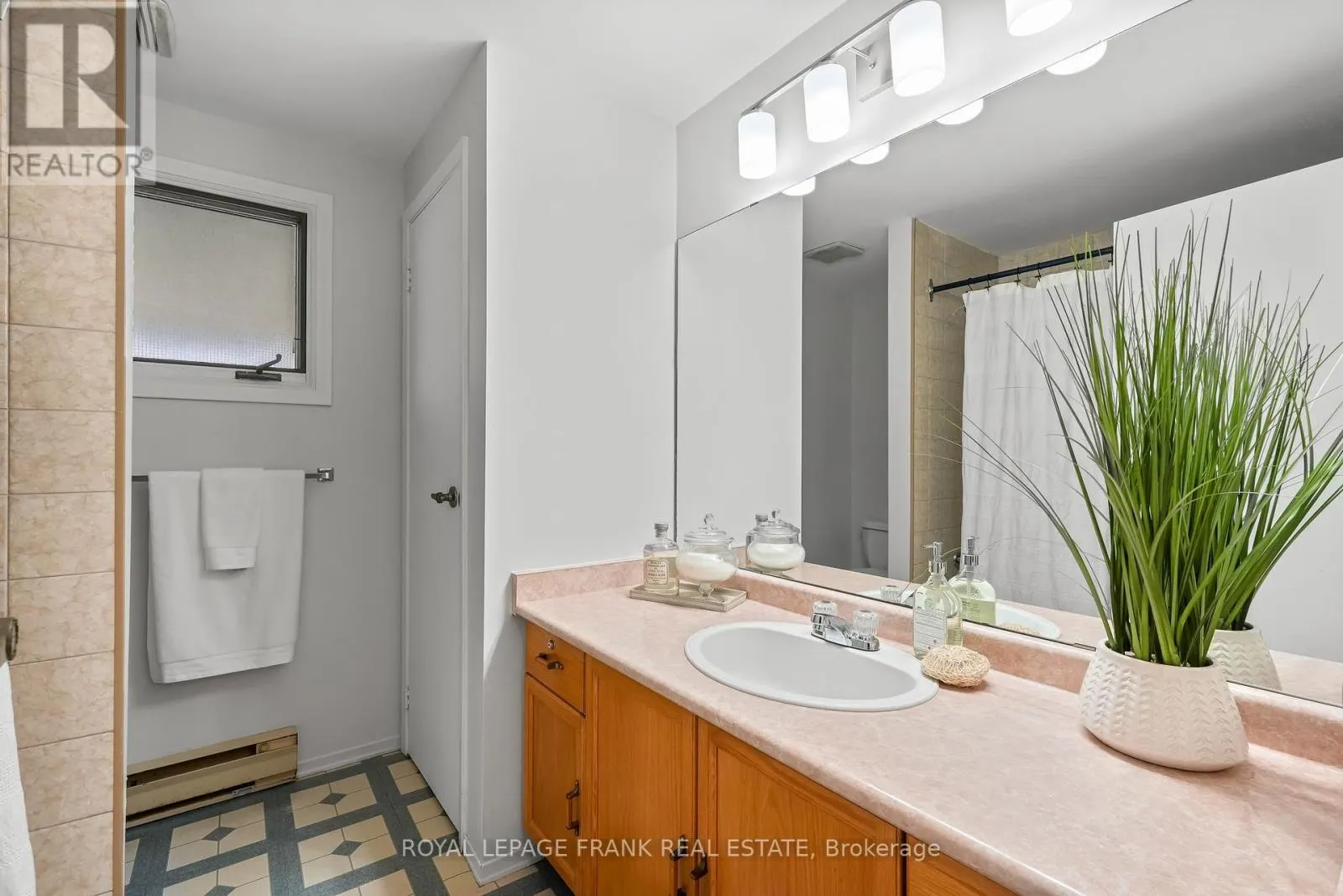 185 WILMOT TRAIL