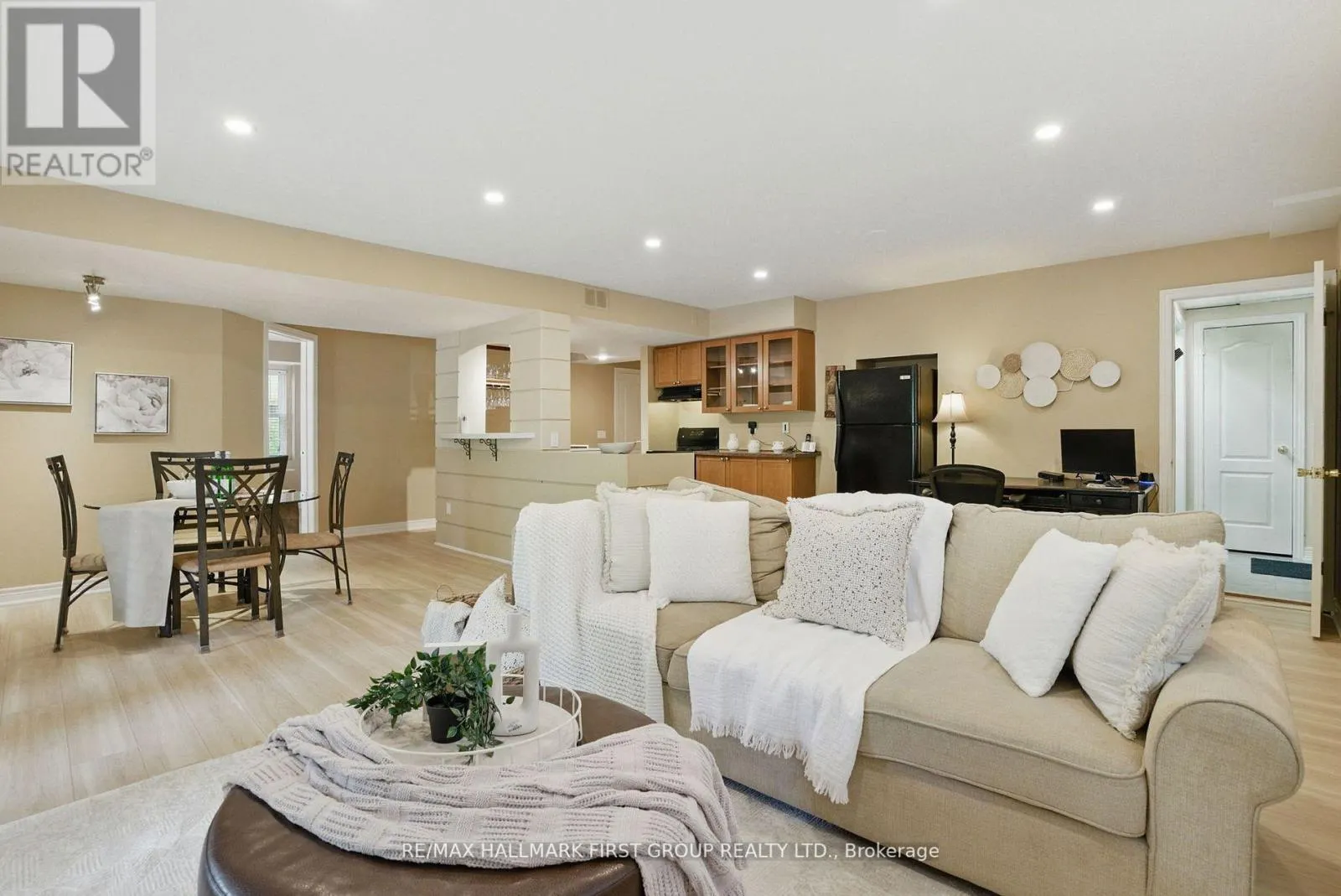 1498 OLD FOREST ROAD
