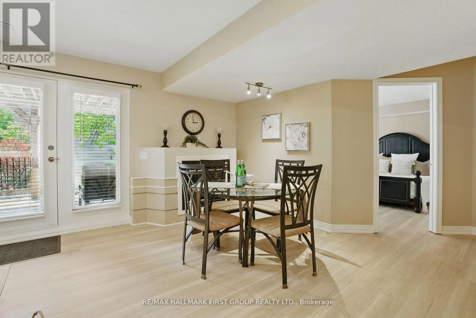 1498 OLD FOREST ROAD