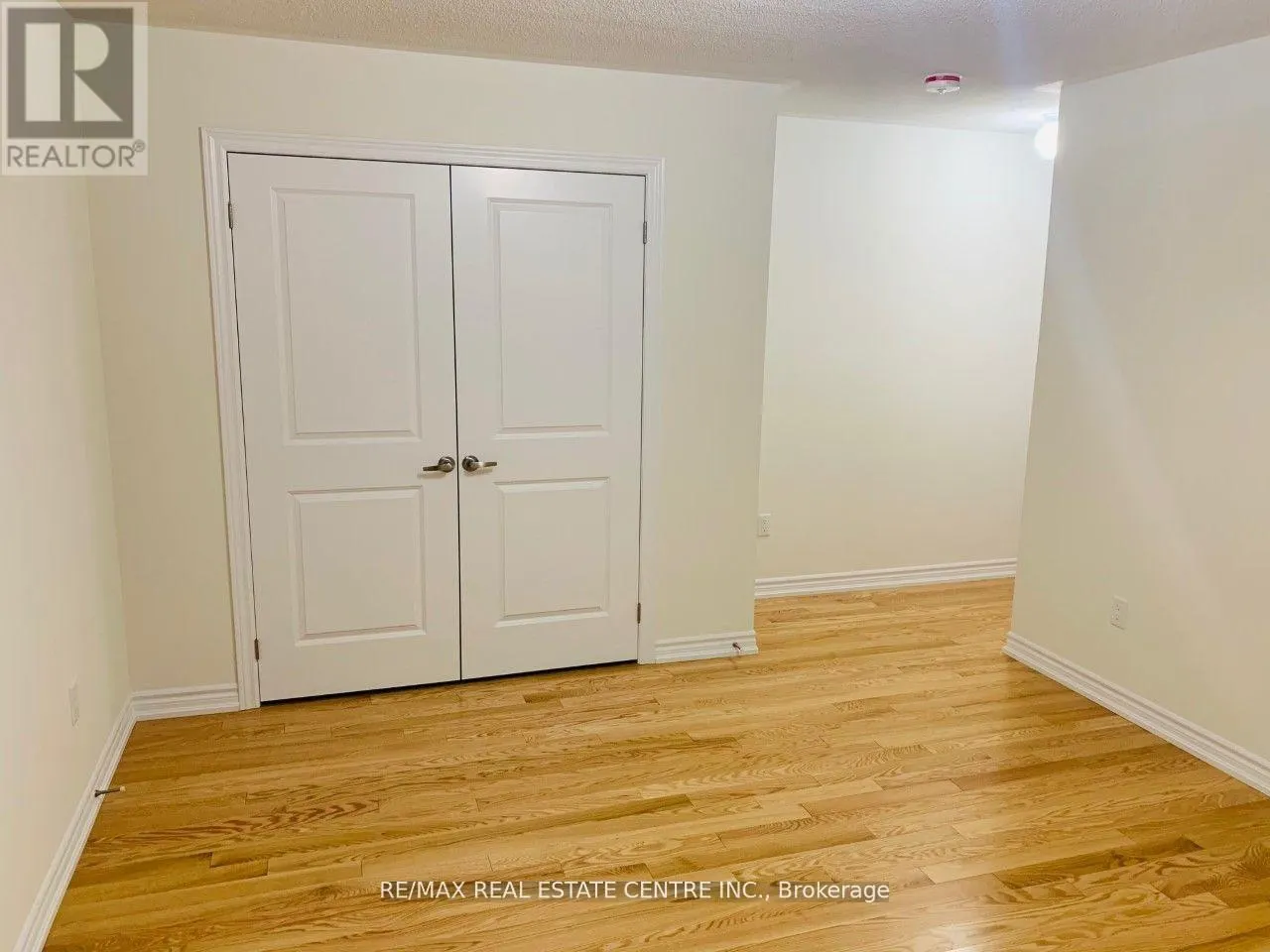 UPPER - 21 WHITEFISH STREET