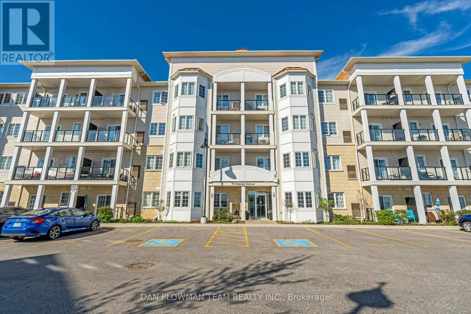 405 - 70 SHIPWAY AVENUE