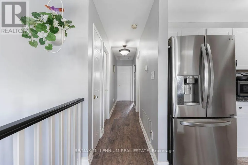 7 EMPIRE CRESCENT