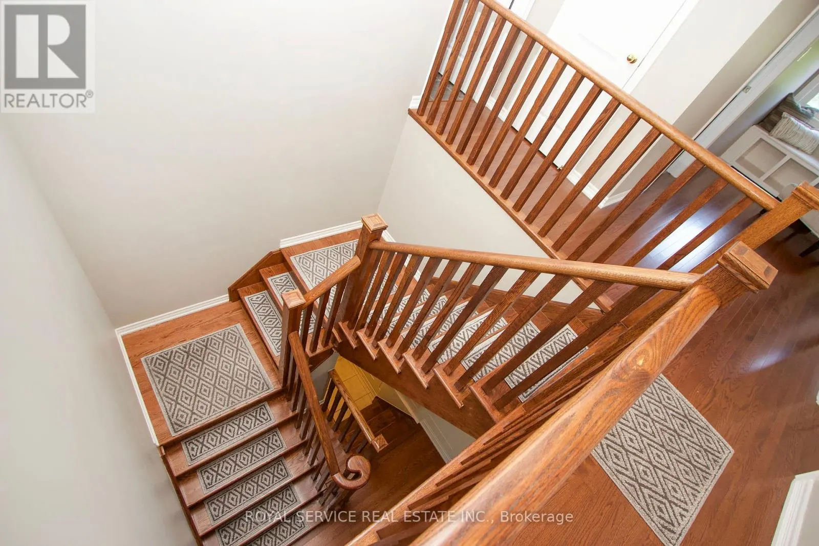 15 THOMAS WOODLOCK STREET