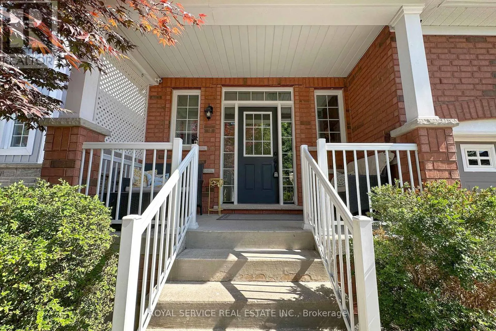 15 THOMAS WOODLOCK STREET