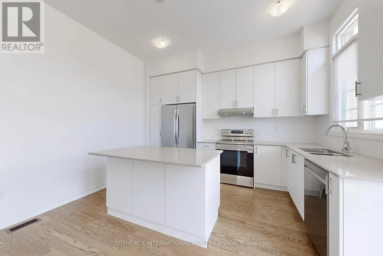 30 BRIDGELAND DRIVE S