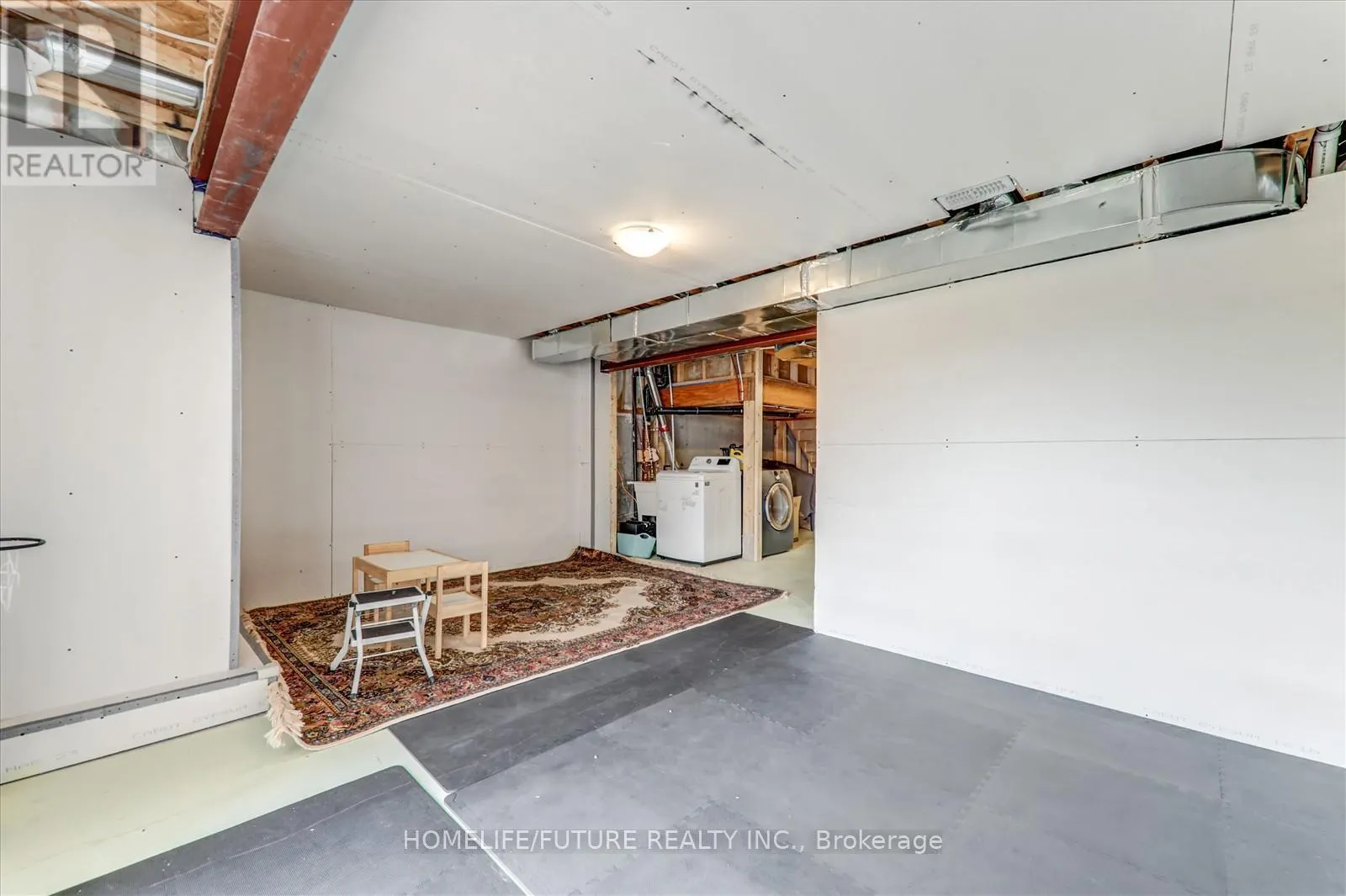 15 ELMHURST STREET
