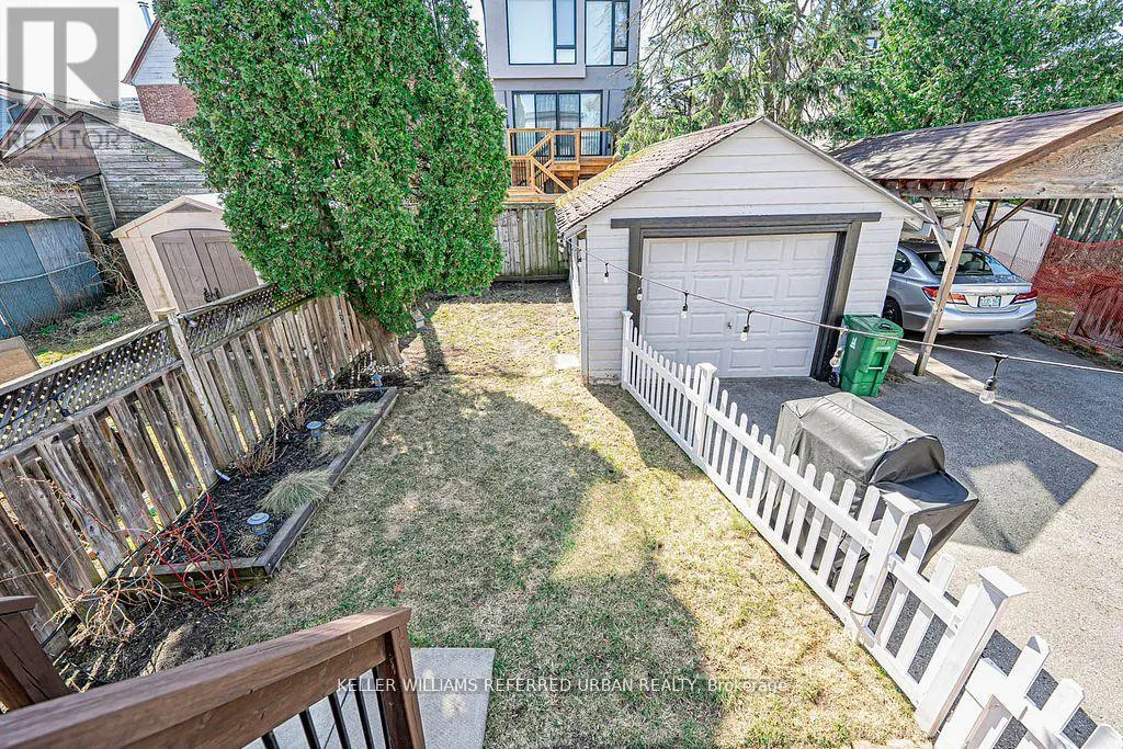 41 DONCASTER AVENUE