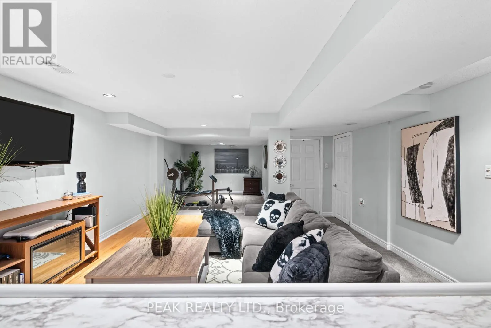 80 FRY CRESCENT