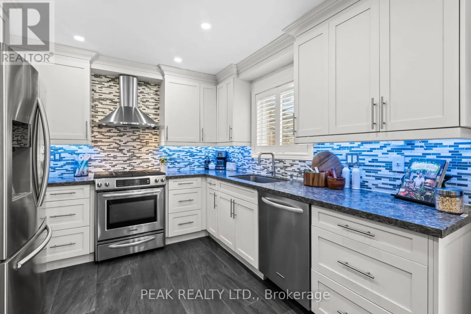 80 FRY CRESCENT