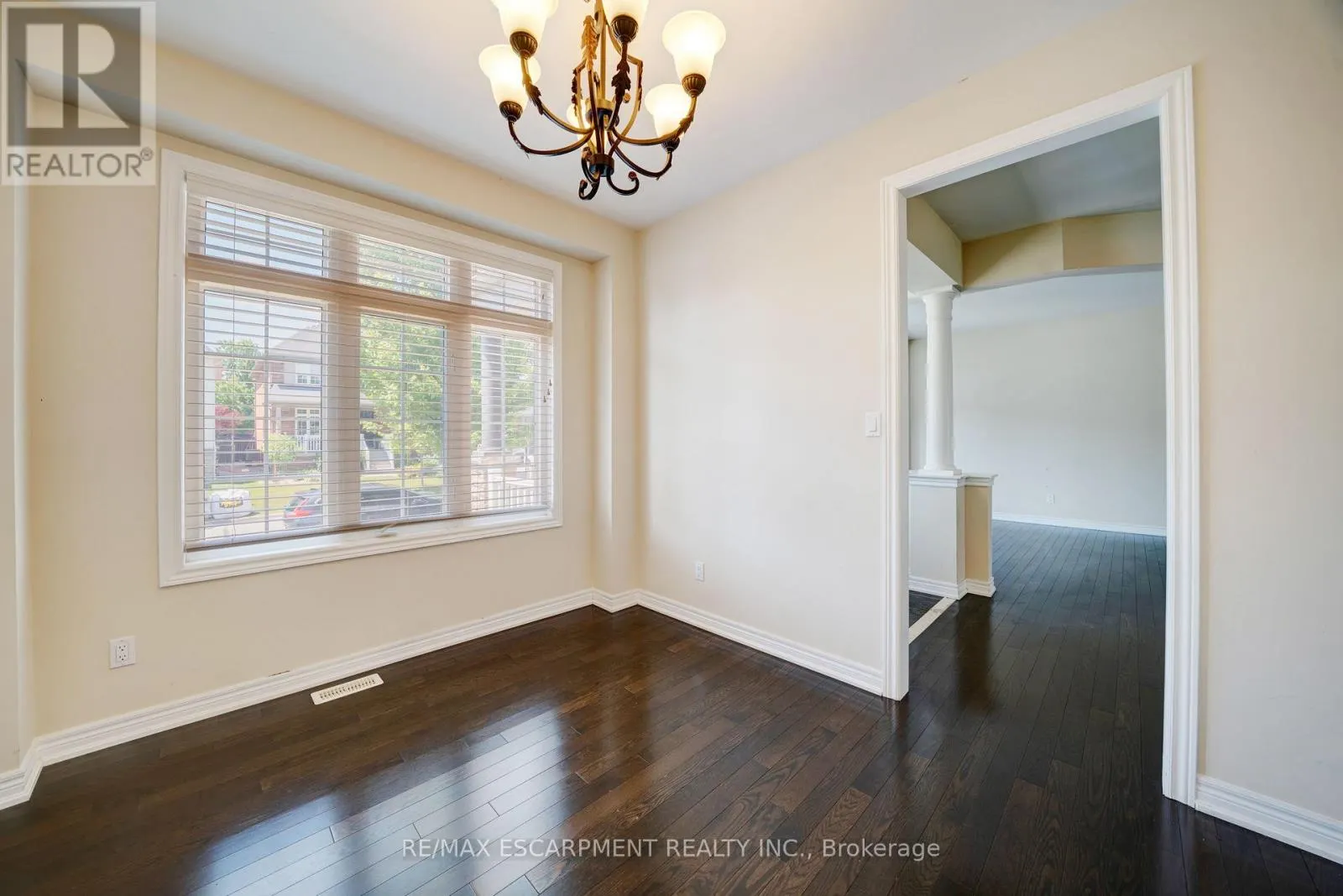 11 BELSEY LANE