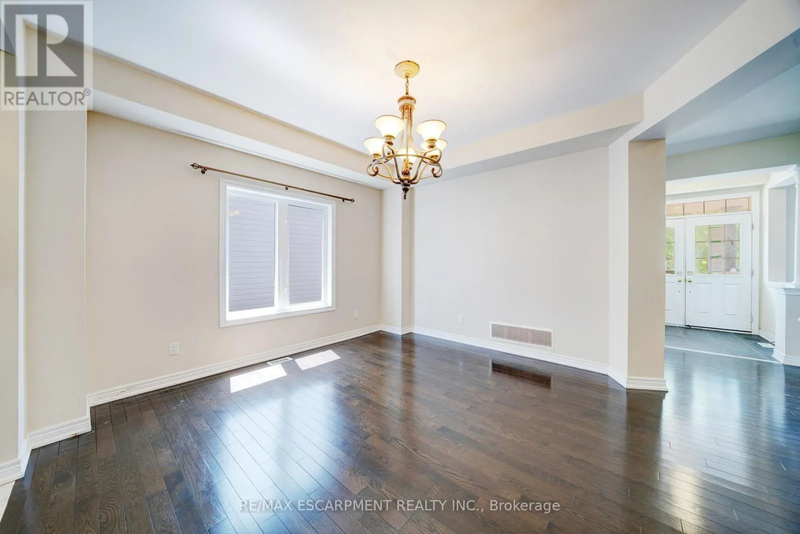 11 BELSEY LANE