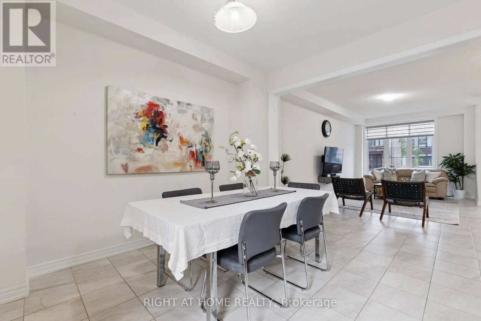 222 CORONATION ROAD