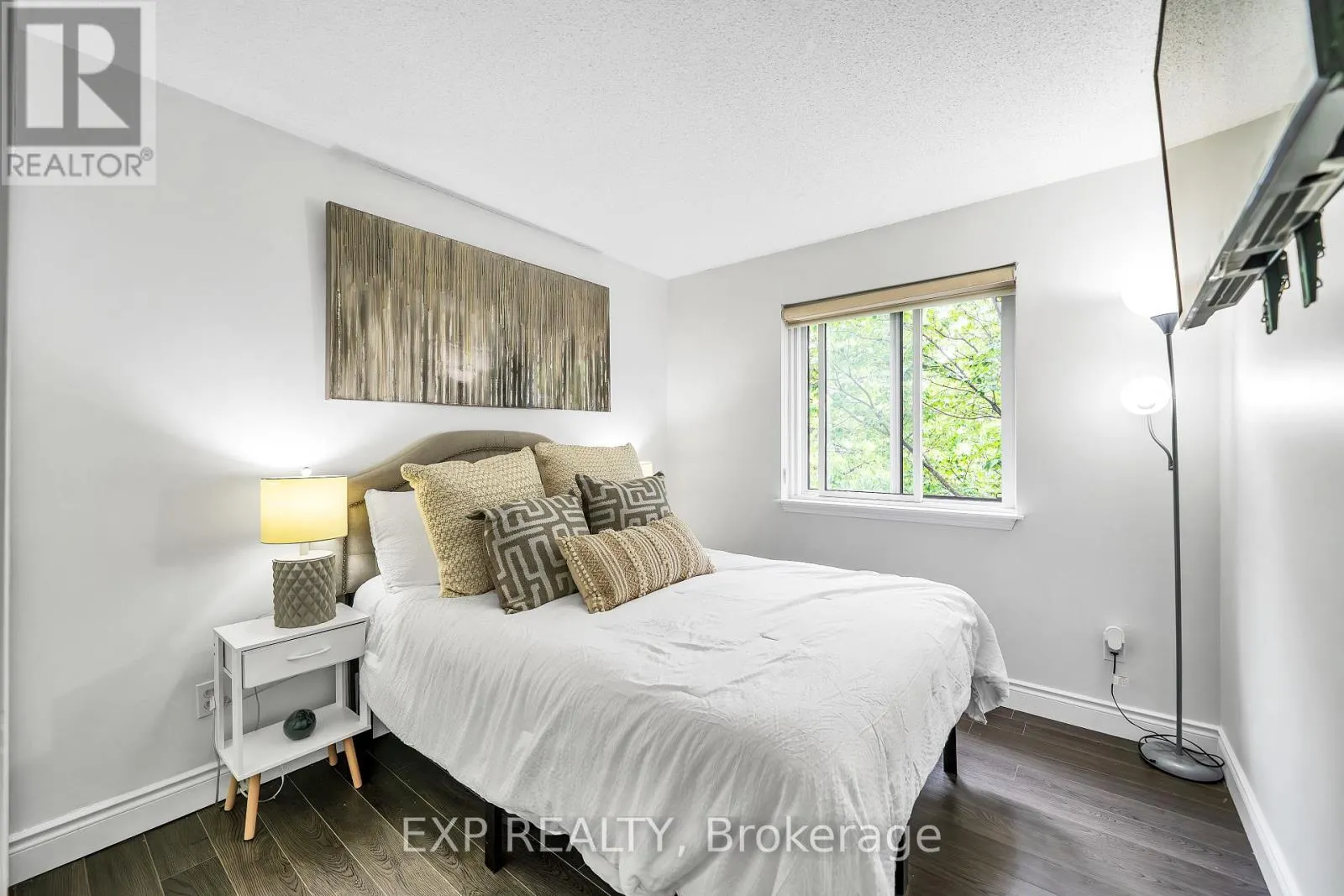 208 - 83 ASPEN SPRINGS DRIVE