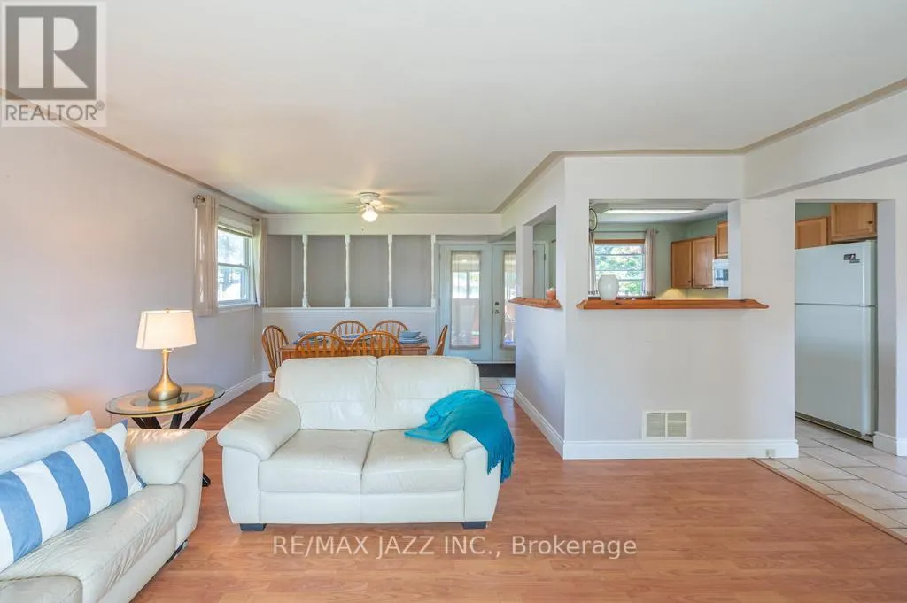 22 SUNRISE DRIVE