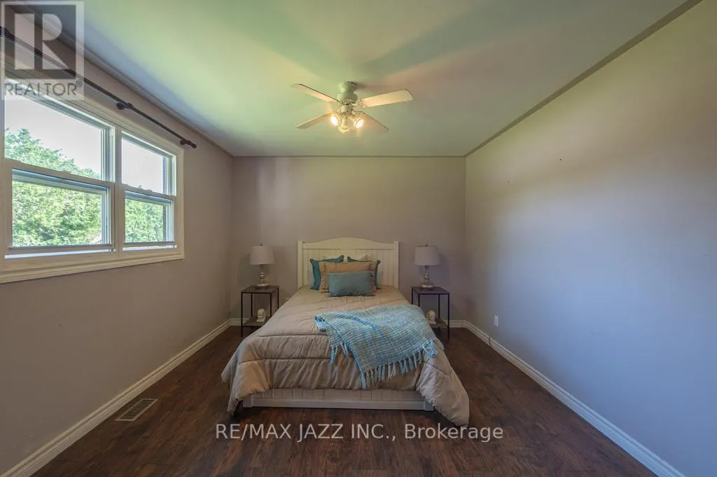 22 SUNRISE DRIVE