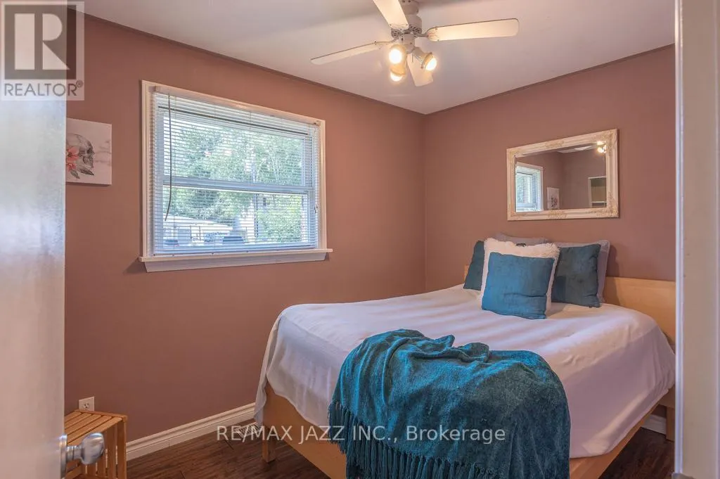 22 SUNRISE DRIVE